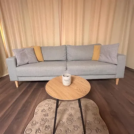 Zlati's House 2 * София