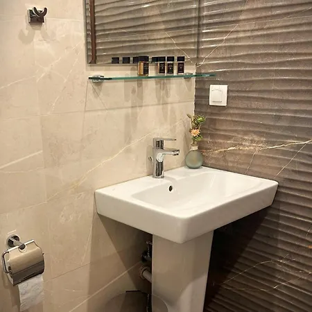 Zlati's House 2 София